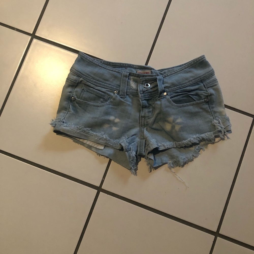 Mossimo distressed Jean shorts size 1